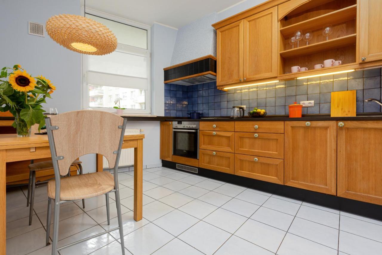 Lägenhet Wola Banderii By Renters *